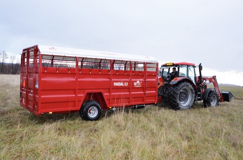 Traktorový přepravník zvířat PARDÁL 5,5 KLEK